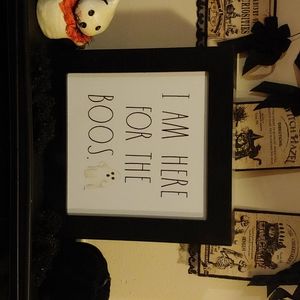 Rae dunn halloween sign